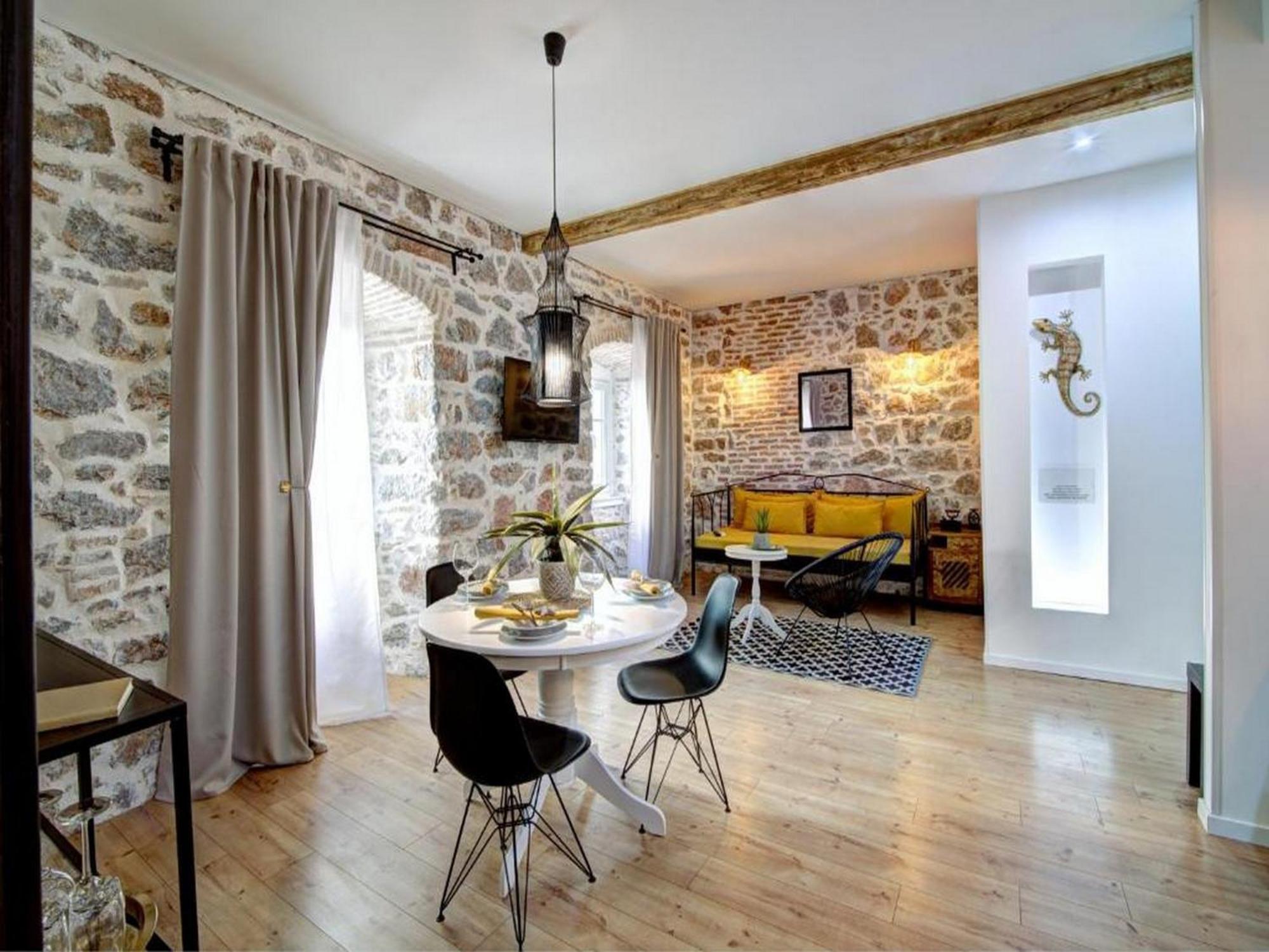 Hotel History House Moja Ti 1830 In Old Town Senj Senj  Habitación foto